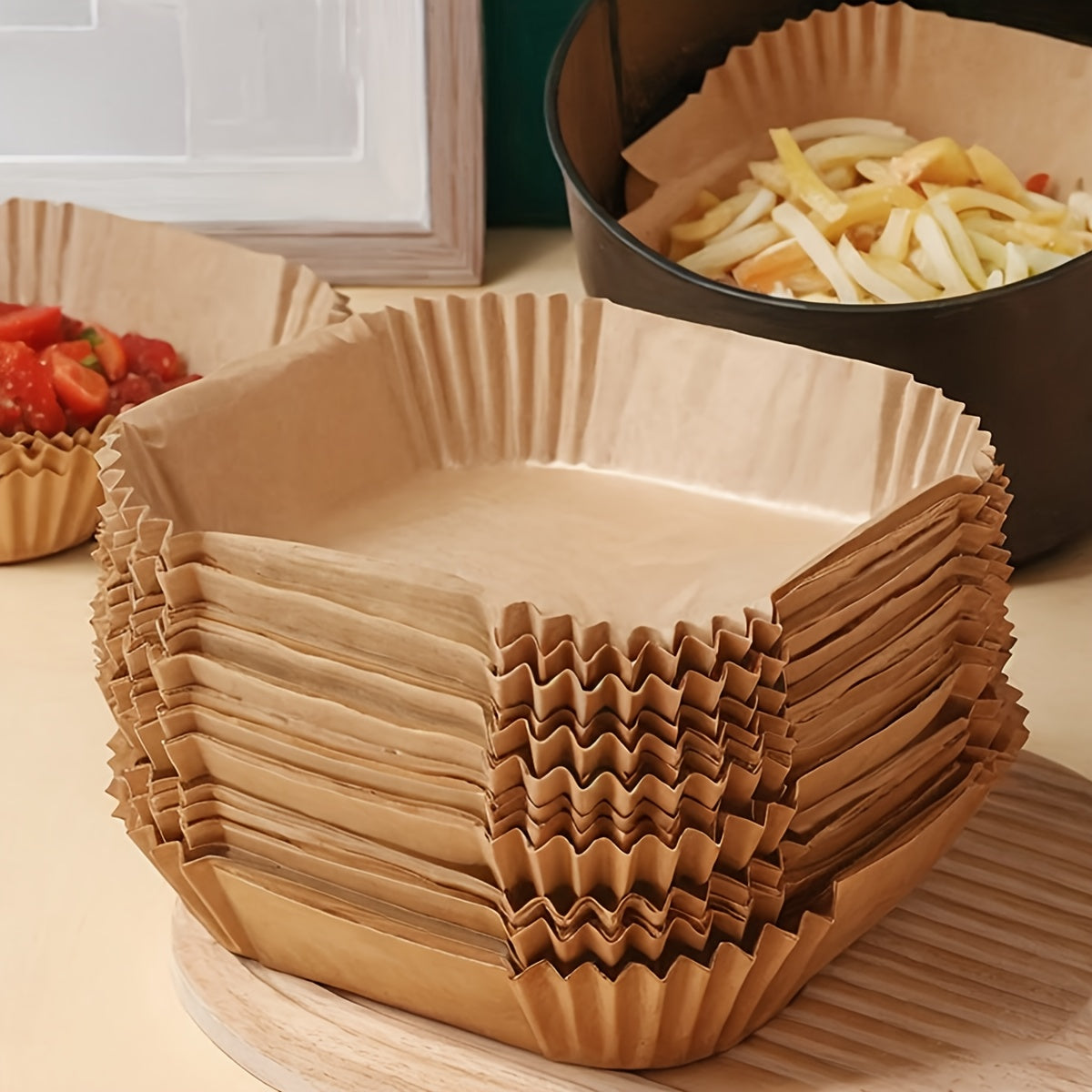 A Pack of 100/200 Square Parchment Paper Liners, Suitable for 9 Inch Air Fryers, Designed for 5-8 Liter Air Fryers, Featuring Non-Stick And Waterproof Properties.